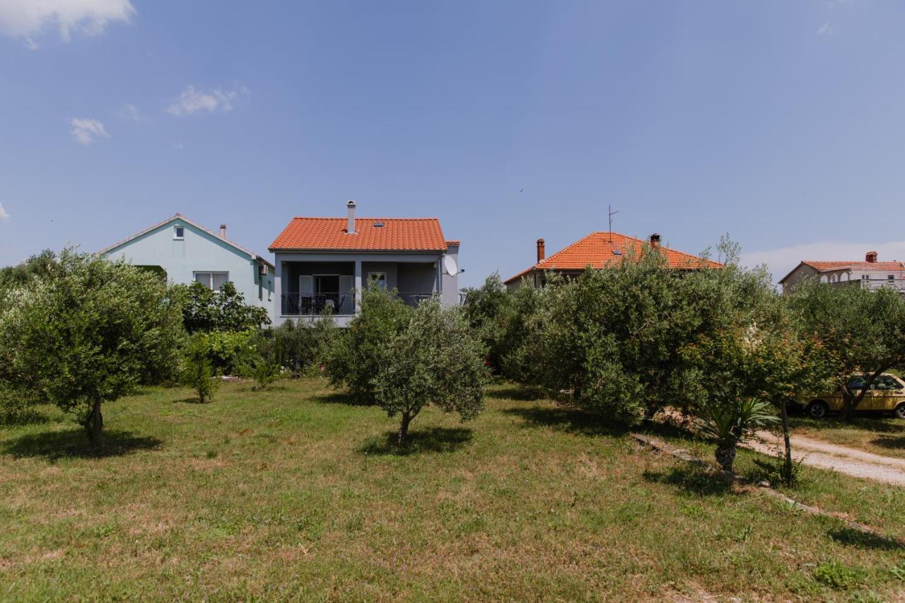 Grey House Zadar Apartment Exterior foto